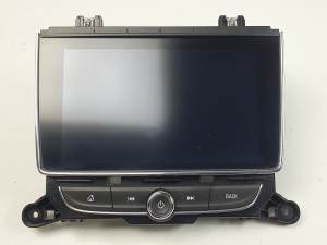 PANTALLA MULTIFUNCION 42670750 OPEL MOKKA X Autodesguaces Alicante