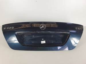 TAPA MALETERO MERCEDES CLASE E (W211) BERLINA Autodesguaces Alicante