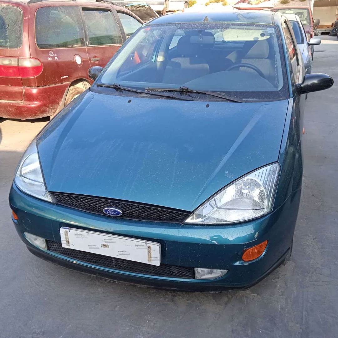 FORD FOCUS BERLINA (CAK) (1998 - 2005)