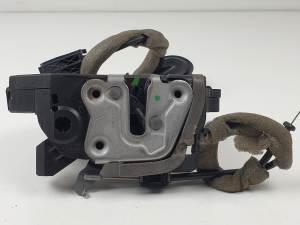 CERRADURA PUERTA DELANTERA DERECHA 805024067R RENAULT CAPTUR II Autodesguaces Alicante