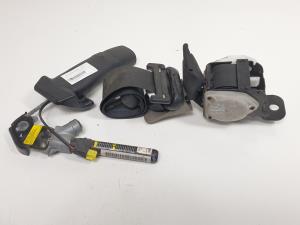CINTURON SEGURIDAD DELANTERO DERECHO P0TR441L5AC CHRYSLER VOYAGER (RG) Autodesguaces Alicante