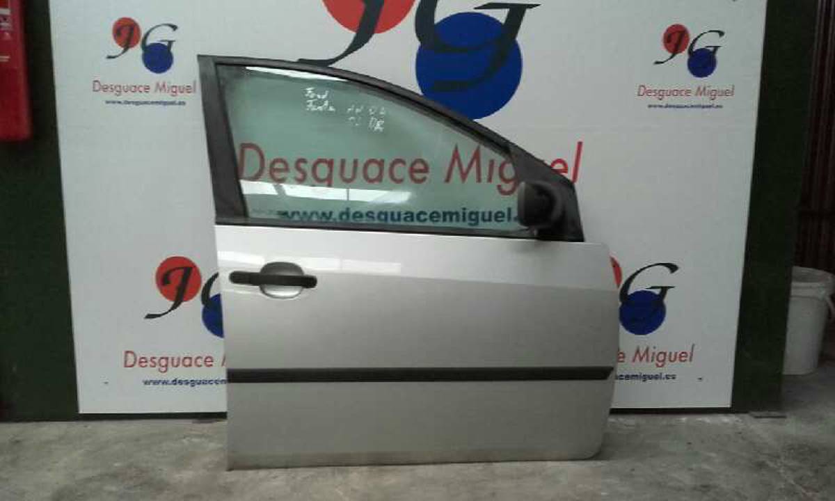 PUERTA DELANTERA DERECHA