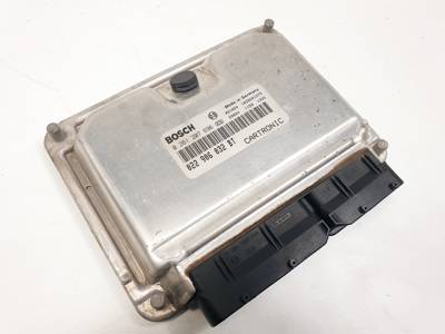 CENTRALITA MOTOR UCE 0261207696 PORSCHE CAYENNE (TYP 9PA) Autodesguaces Alicante