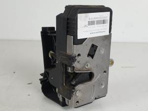 CERRADURA PUERTA DELANTERA DERECHA 24434881 OPEL MERIVA Autodesguaces Alicante