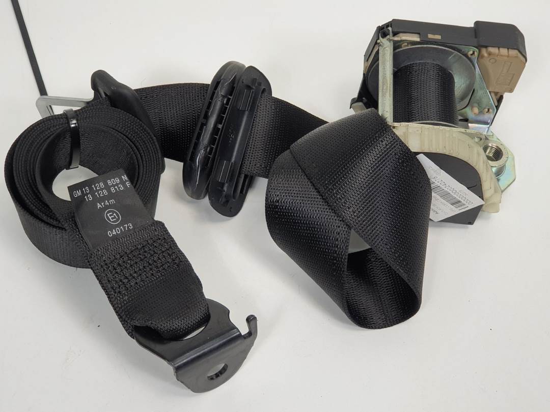 CINTURON SEGURIDAD TRASERO DERECHO - 33009758 - OPEL - CORSA C (F68)