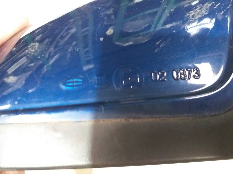 CARCASA RETROVISOR DERECHO