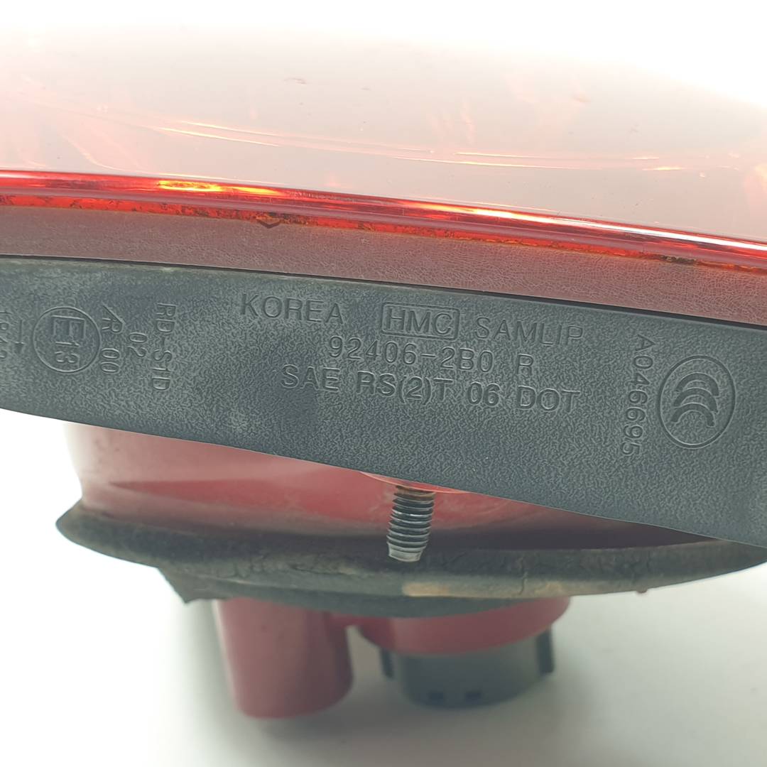 PILOTO TRASERO DERECHO INTERIOR - 924062B000 - HYUNDAI - SANTA FE (BM)