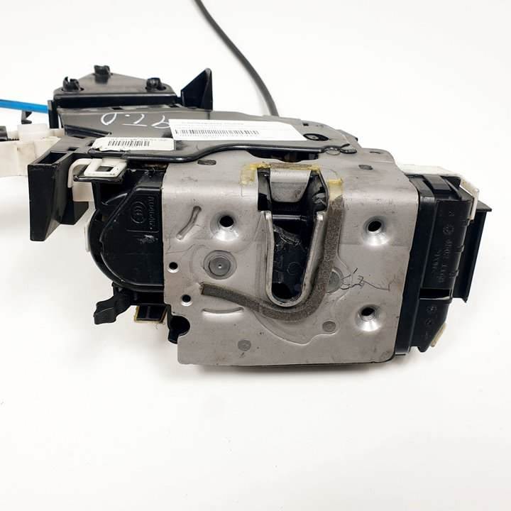 CERRADURA PUERTA TRASERA DERECHA - A2047300435 - MERCEDES - CLASE C (W204) BERLINA