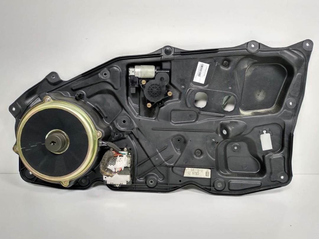 ELEVALUNAS DELANTERO DERECHO - F15297XD - MAZDA - RX-8 (SE)