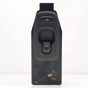 MANDO ELEVALUNAS DELANTERO DERECHO 30732817 VOLVO S60 BERLINA (P24) Autodesguaces Alicante