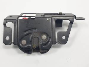 CERRADURA MALETERO / PORTON 51247057364 BMW X3 (E83) Autodesguaces Alicante