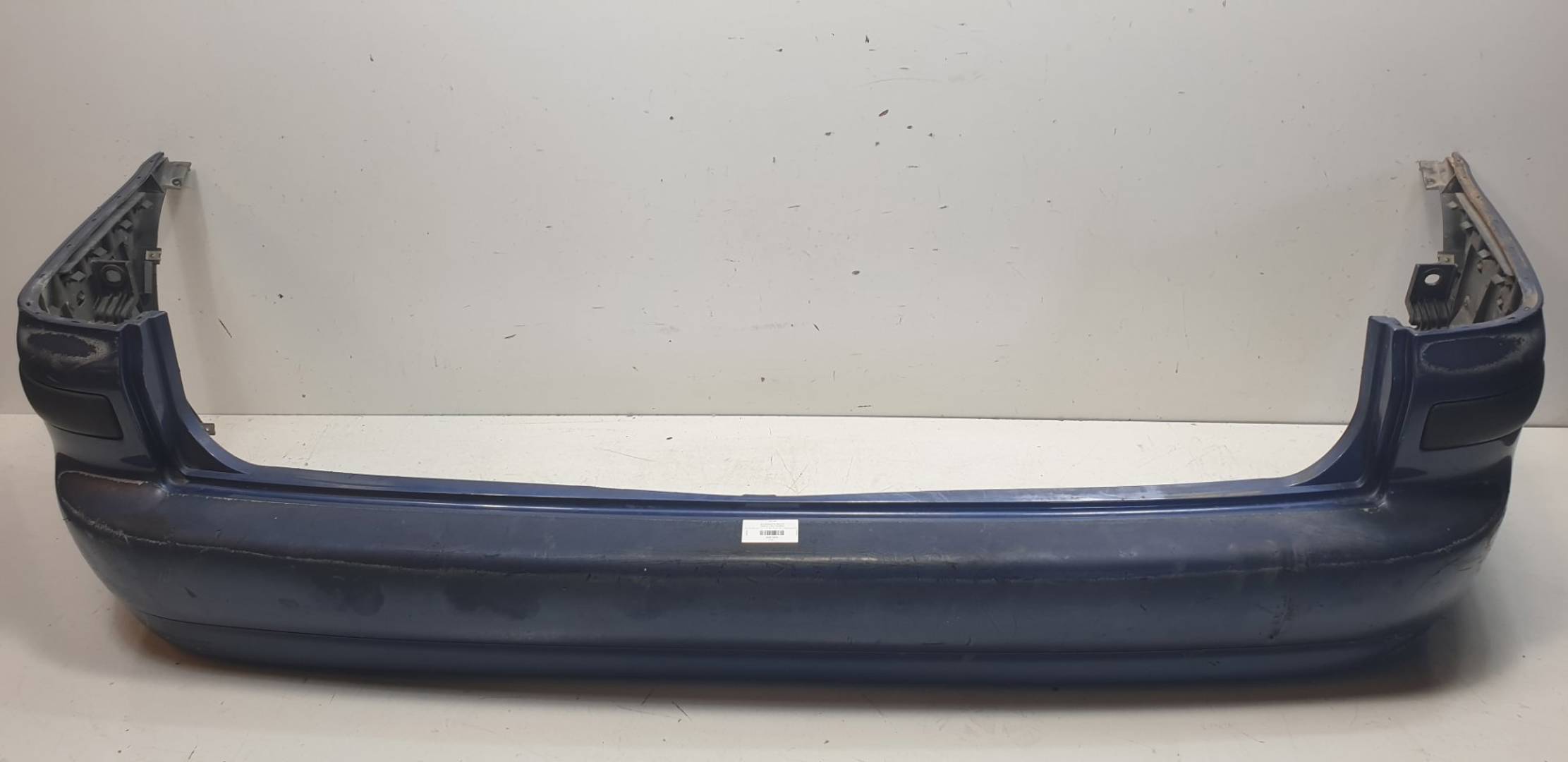 PARAGOLPES TRASERO - FORD - GALAXY (VY)