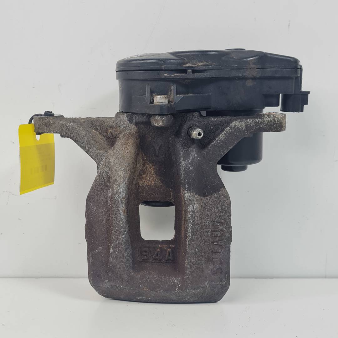 PINZA FRENO TRASERA DERECHA - 4631078010 - TOYOTA - C-HR