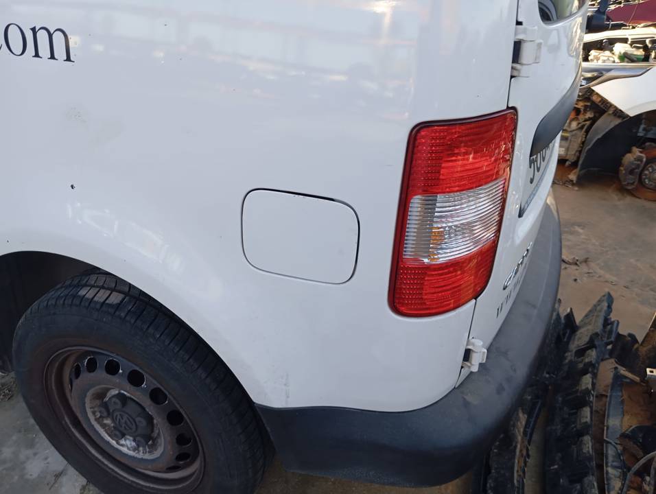 TAPA EXTERIOR COMBUSTIBLE