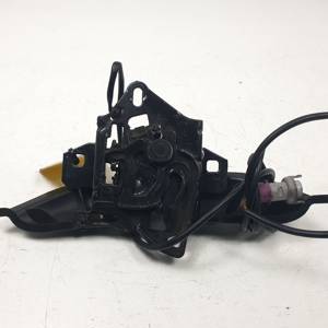 CERRADURA CAPOT 3B0823509M VOLKSWAGEN PASSAT BERLINA (3B2) Autodesguaces Alicante