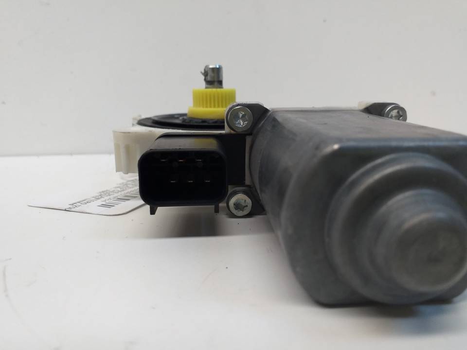 MOTOR ELEVALUNAS DELANTERO IZQUIERDO