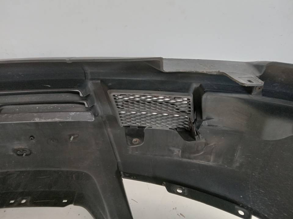 PARAGOLPES DELANTERO
