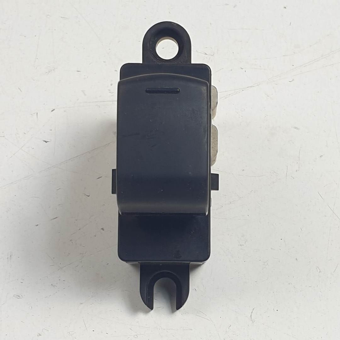 Commande de lève-vitre avant droite - NISSAN - MICRA (K12E)
