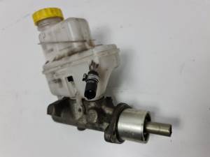 BOMBA FRENO 0204024925 FIAT PUNTO BERLINA (188) Autodesguaces Alicante