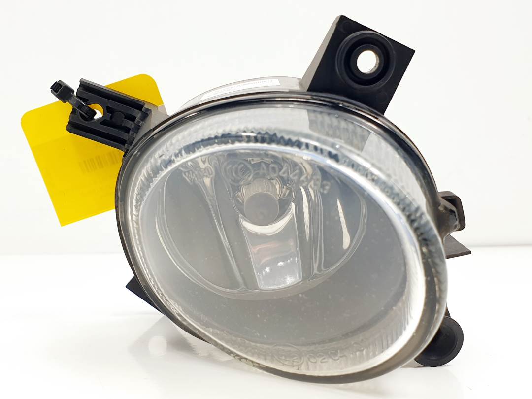 FARO ANTINIEBLA DERECHO - 8E0941700C - AUDI - A3 (8P)
