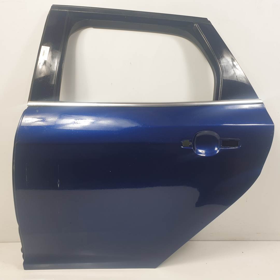 PUERTA TRASERA IZQUIERDA - FORD - FOCUS LIM. (CB8)