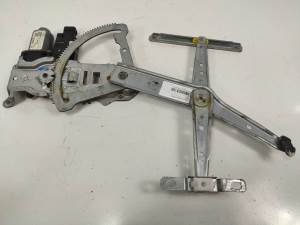 ELEVALUNAS DELANTERO DERECHO 24466598 OPEL CORSA C Autodesguaces Alicante
