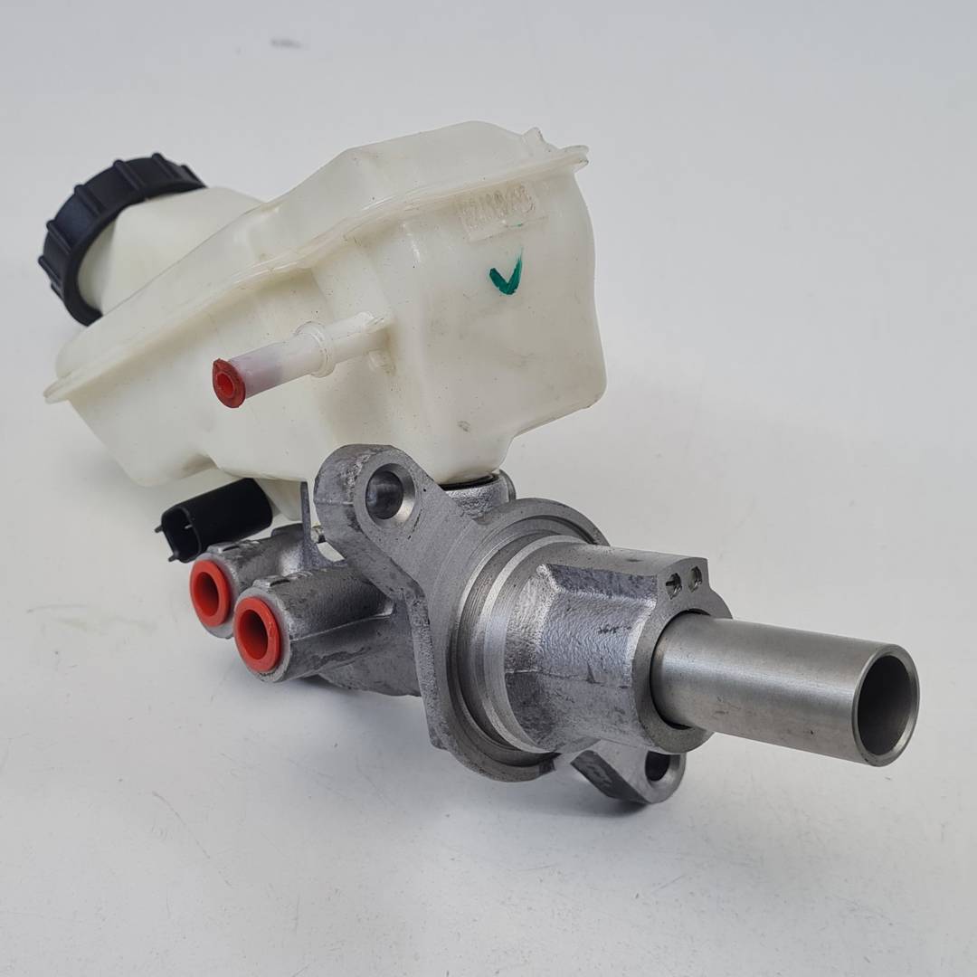Brake master cylinder - E4B12140 - FORD - KA+ (CDU)
