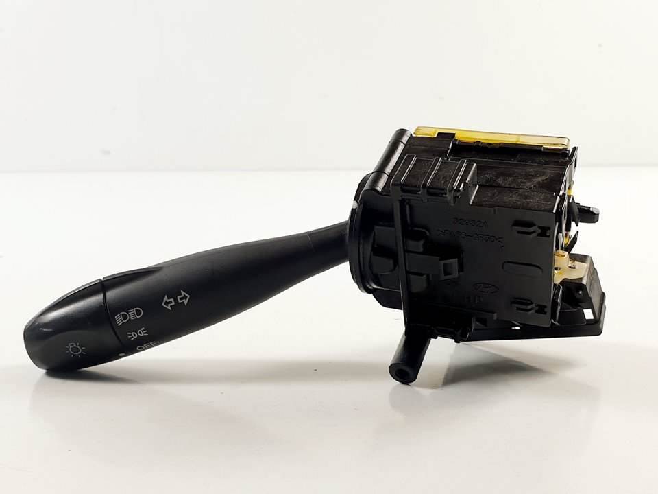 MANDO LUCES - 32932A - HYUNDAI - GETZ (TB)