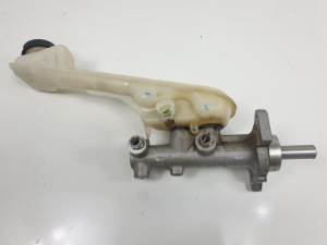 BOMBA FRENO 32068912 MAZDA CX-9 (2007 - ... ) Autodesguaces Alicante