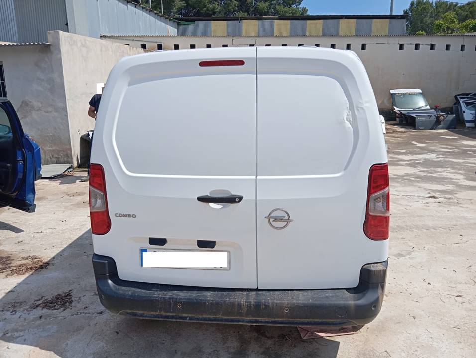 CERRADURA MALETERO / PORTON