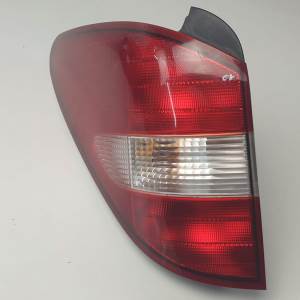 PILOTO TRASERO IZQUIERDO SSANGYONG RODIUS Autodesguaces Alicante