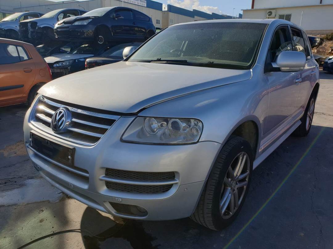 VOLKSWAGEN TOUAREG (7LA) (2002 - 2007)