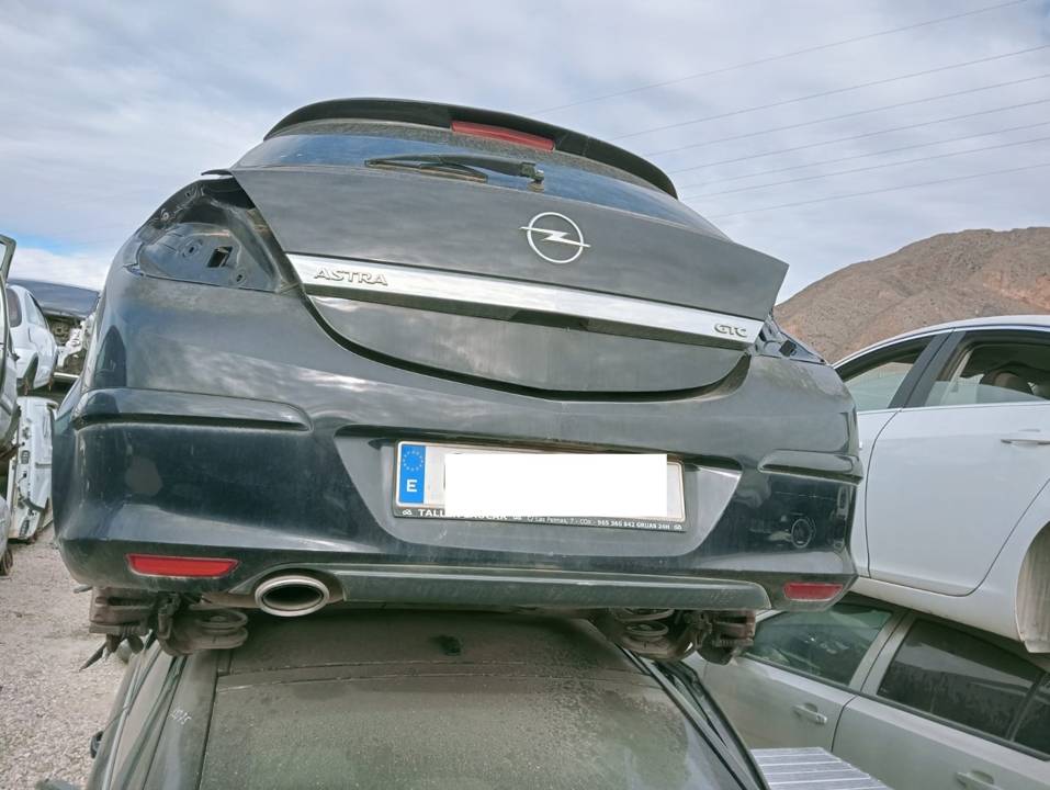 CERRADURA MALETERO / PORTON