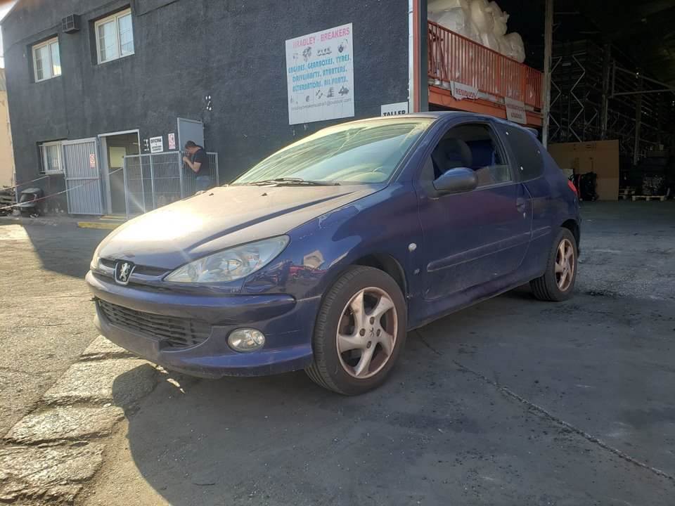 PEUGEOT 206 BERLINA (1998 - 2010)
