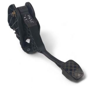 PEDAL EMBRAGUE 1K2721059BS AUDI A3 (8P) Autodesguaces Alicante