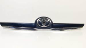 MOLDURAS TRASERAS 768110F100 TOYOTA VERSO Autodesguaces Alicante