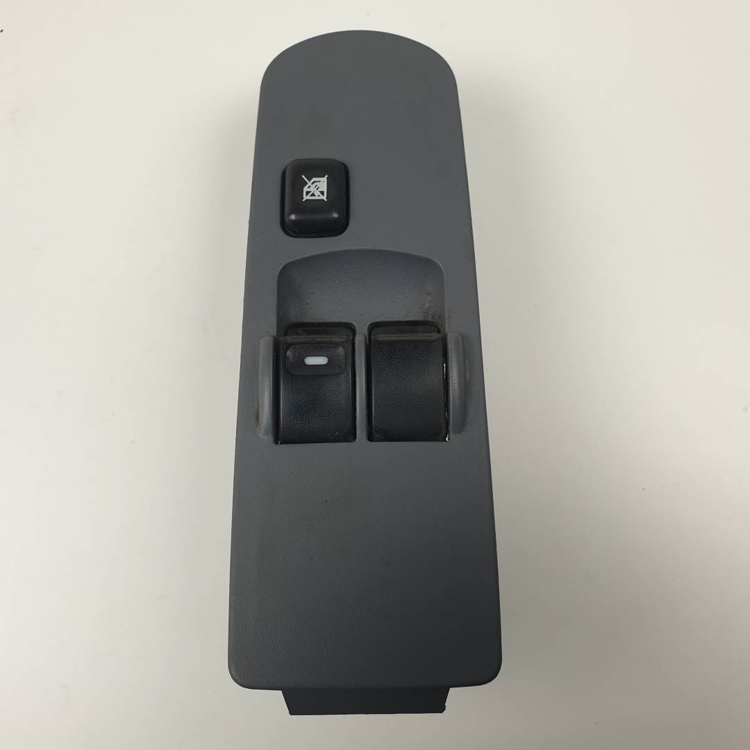 Fensterheberschalter vorne links - MR587959 - MITSUBISHI - COLT BERLINA 5 (Z30A)