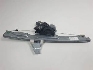 ELEVALUNAS DELANTERO DERECHO 9657247580 PEUGEOT 308 (T7) Autodesguaces Alicante
