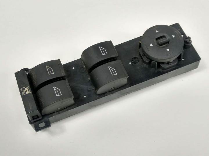 MANDO ELEVALUNAS DELANTERO IZQUIERDO 3M5T14A132AG FORD FOCUS C-MAX (CAP) Autodesguaces Alicante