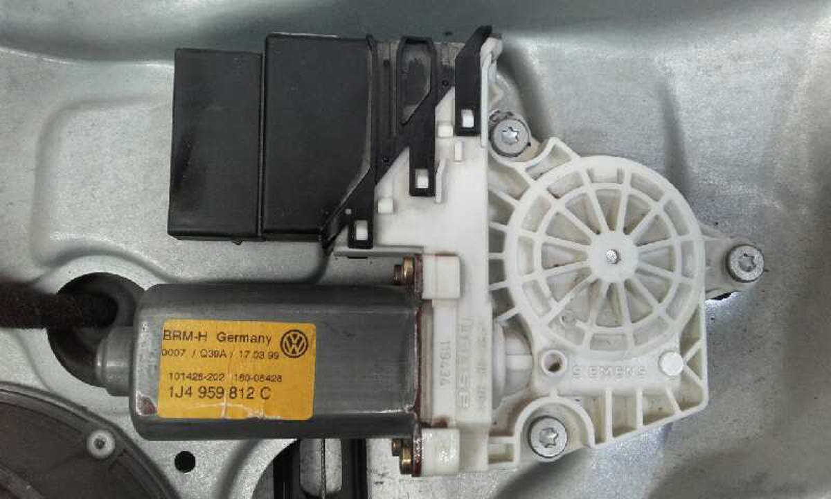 MOTOR ELEVALUNAS TRASERO DERECHO