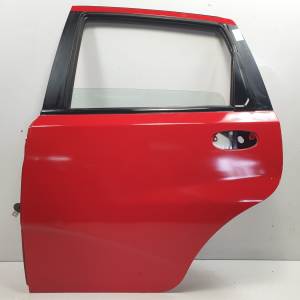 PUERTA TRASERA IZQUIERDA CHEVROLET AVEO Autodesguaces Alicante