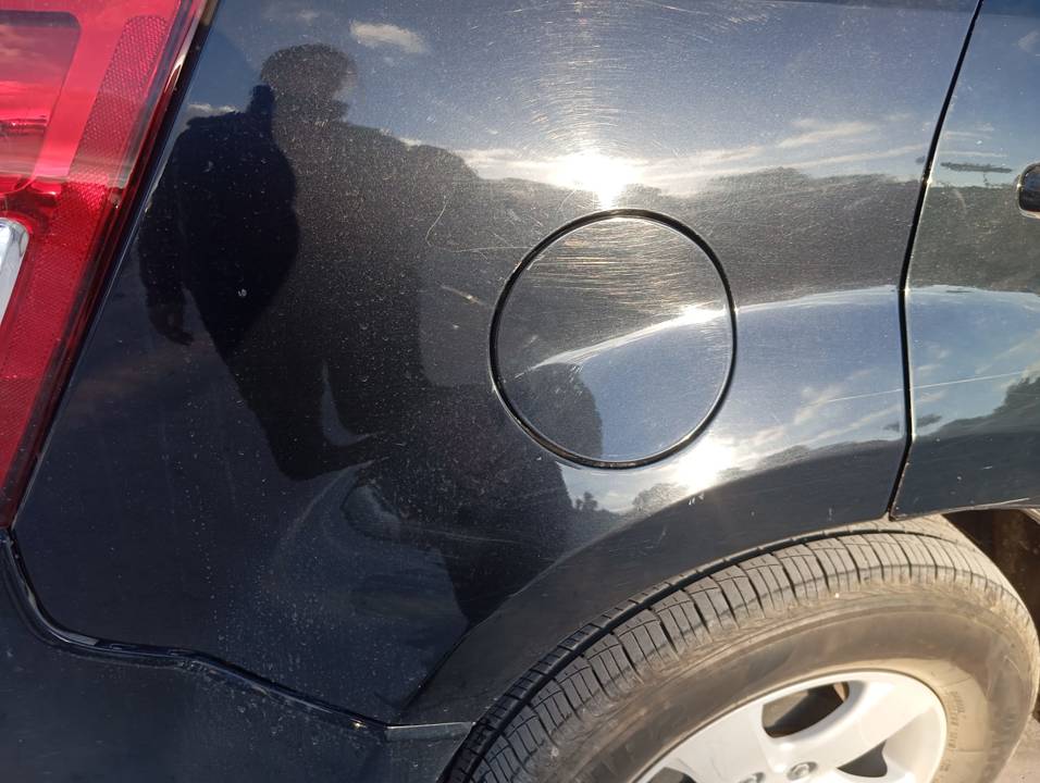 TAPA EXTERIOR COMBUSTIBLE