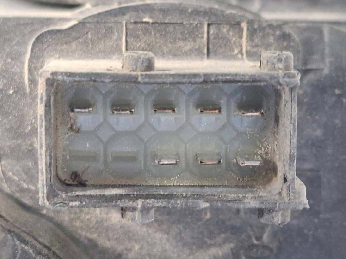 Foto 4 de Faro Derecho Opel Combo (2011–2018)