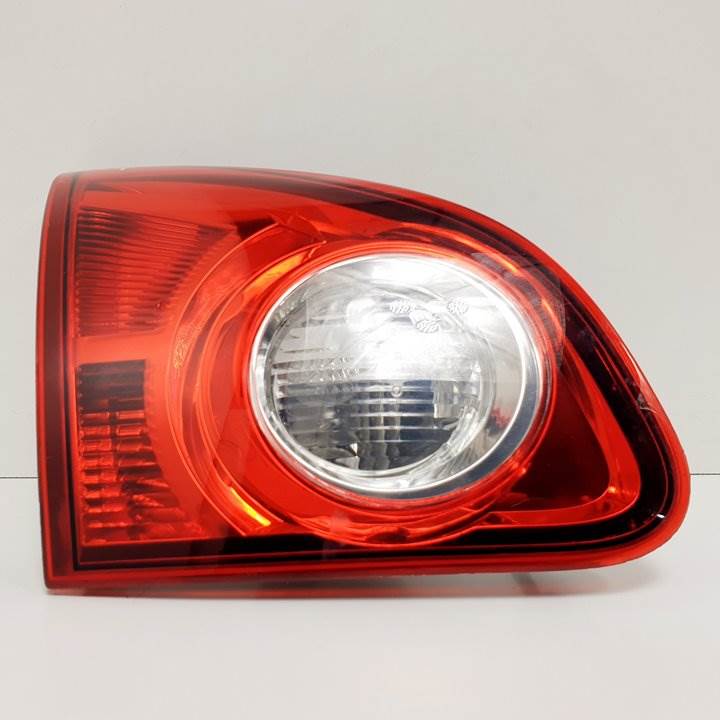 PILOTO TRASERO IZQUIERDO INTERIOR - 26555JD800 - NISSAN - QASHQAI+2 (JJ10)