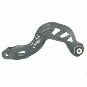 BRAZO SUSPENSION INFERIOR TRASERO DERECHO A2463501006 INFINITI Q30 Autodesguaces Alicante