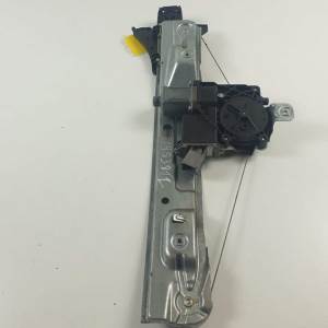 ELEVALUNAS TRASERO IZQUIERDO 966308102 OPEL INSIGNIA BERLINA Autodesguaces Alicante