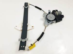 ELEVALUNAS DELANTERO IZQUIERDO 96673003 OPEL ANTARA Autodesguaces Alicante