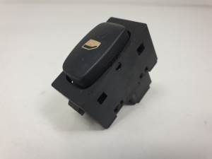MANDO ELEVALUNAS TRASERO DERECHO 96360166XT PEUGEOT 407 Autodesguaces Alicante