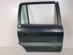 PUERTA TRASERA DERECHA OPEL ZAFIRA A Autodesguaces Alicante
