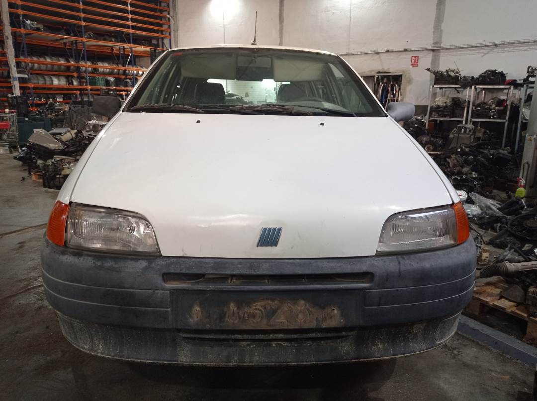 FIAT PUNTO BERLINA (176) (1993 - 1999)